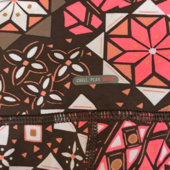 NWT!Aerie Move Brown and Pink Patterned Leggings! - Picture 4 of 7